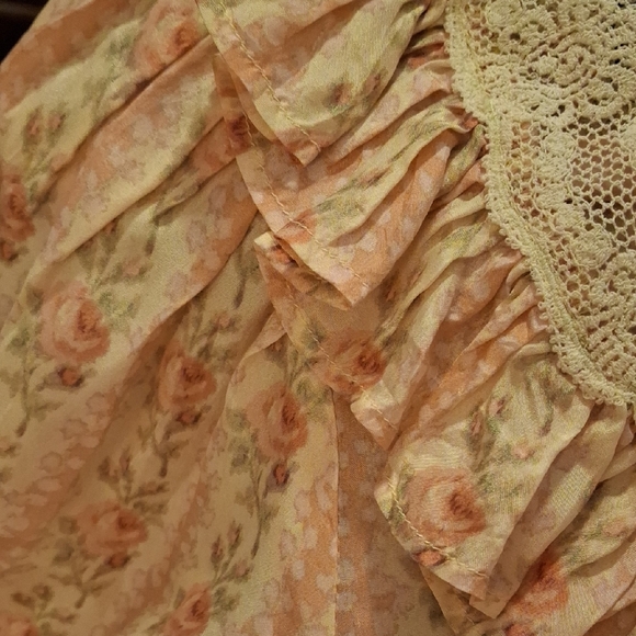 Morrison Silk Top In Frosted Petal Pink NWT - Picture 16 of 16